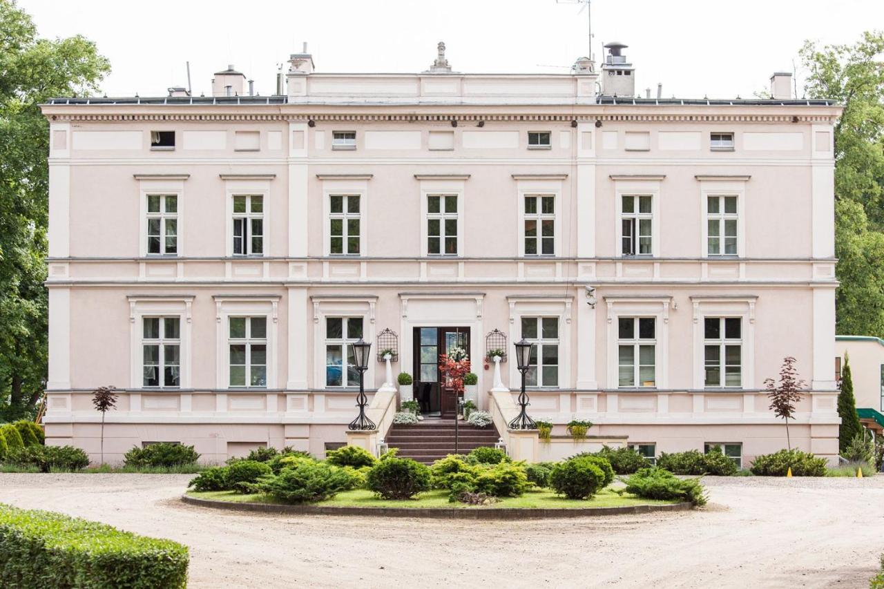 Palac Bialokosz Hotell Exteriör bild