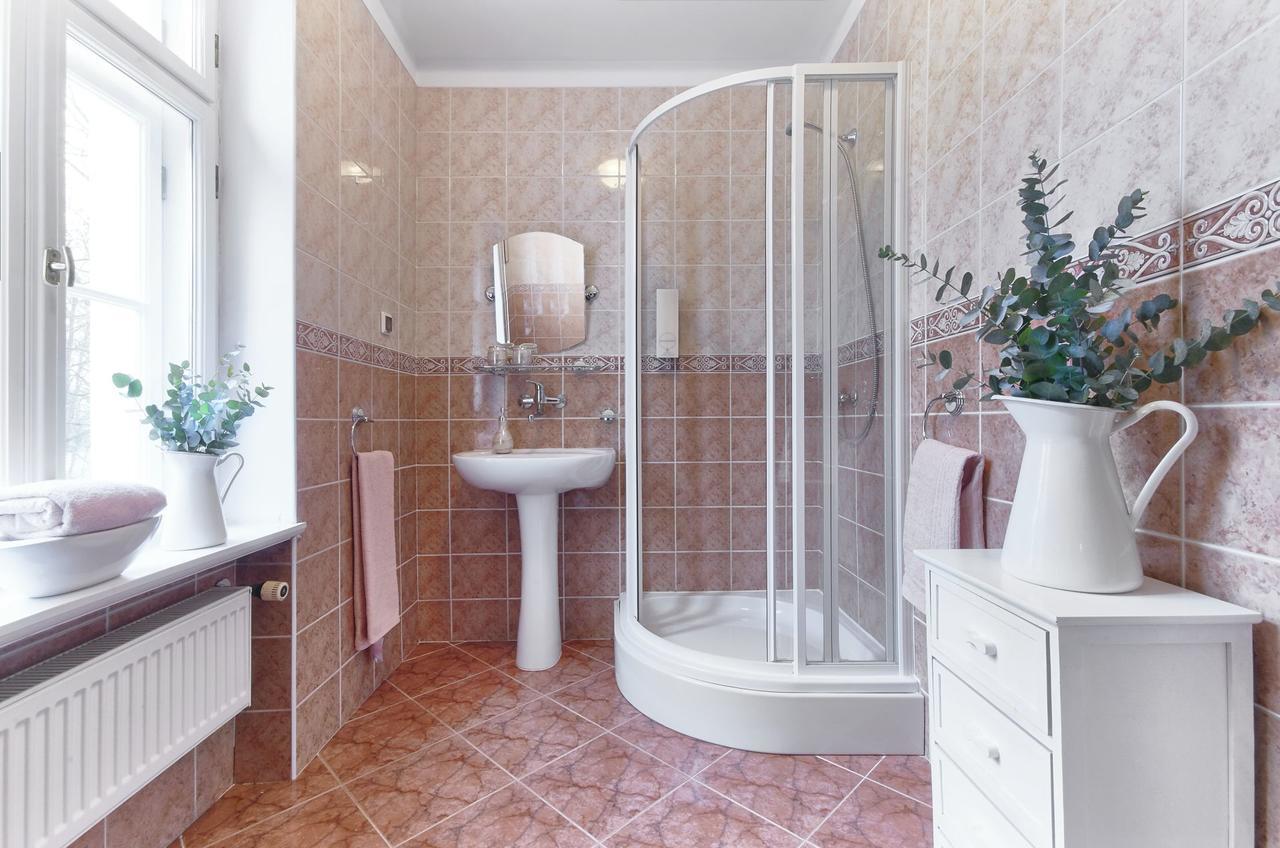 Palac Bialokosz Hotell Exteriör bild